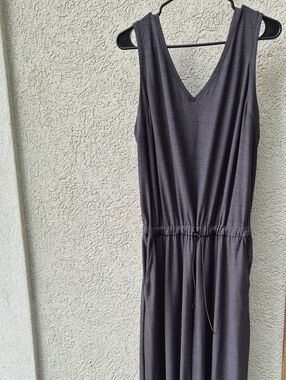 Old Navy Black Sleeveless V-Neck Jumpsuit